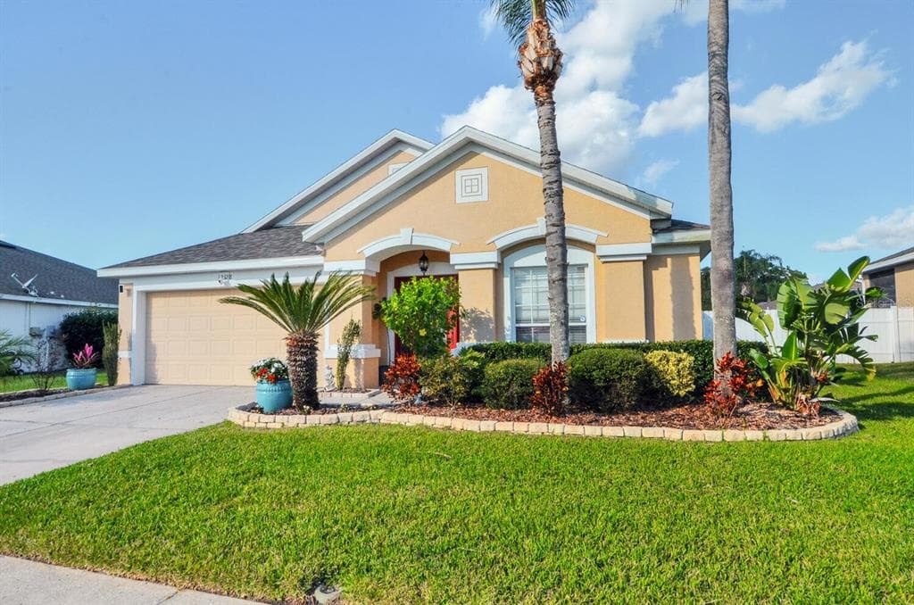 22328 RED JACKET LANE LAND O LAKES, FL 34639