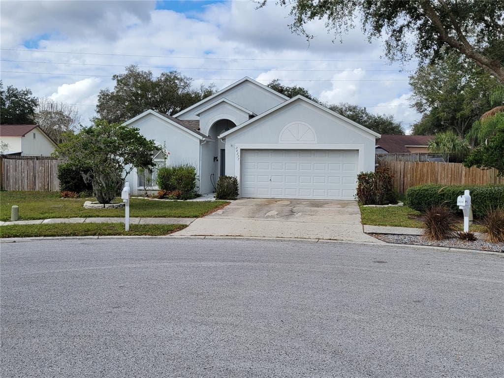 24237 ROLLING VIEW COURT LUTZ, FL 33559