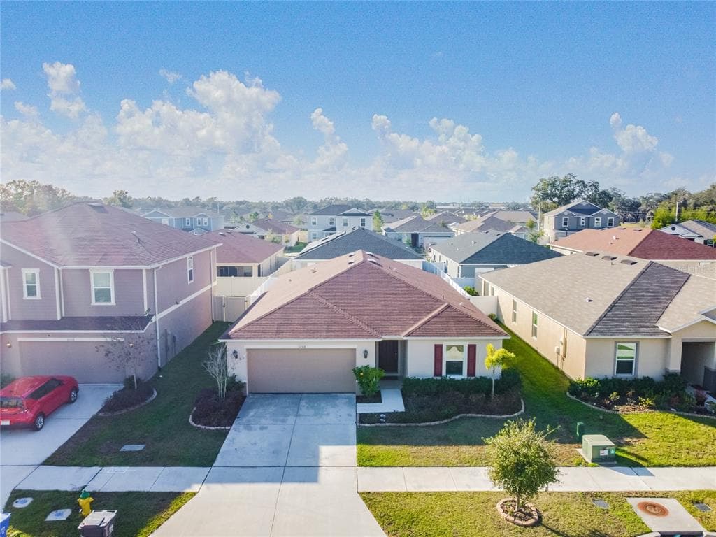 10518 LAGUNA PLAINS DRIVE RIVERVIEW, FL 33578
