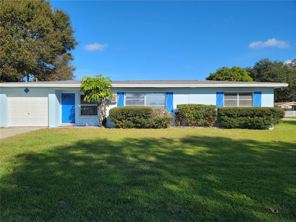 1512 COUNTRY LANE E CLEARWATER, FL 33759