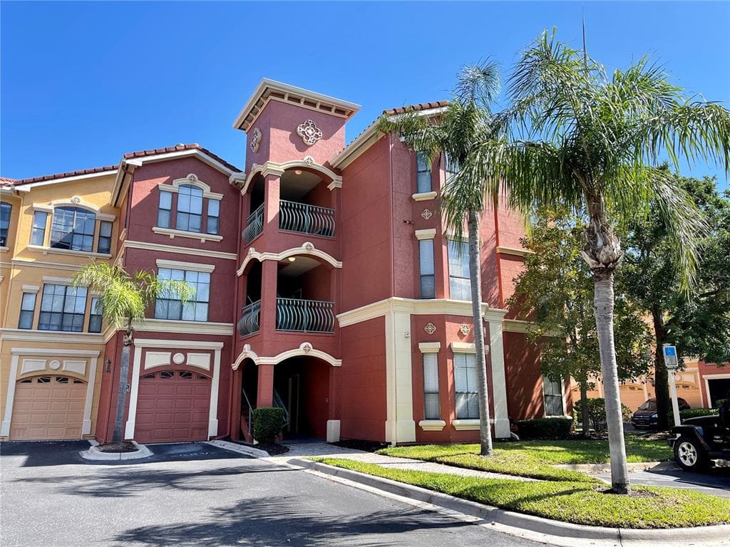 2738 VIA TIVOLI UNIT 221B CLEARWATER, FL 33764