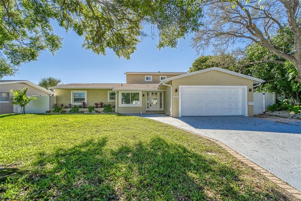 7886 1ST AVENUE S ST PETERSBURG, FL 33707
