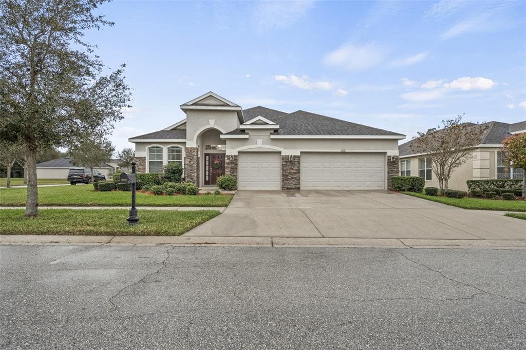 10231 HOLLAND ROAD RIVERVIEW, FL 33578
