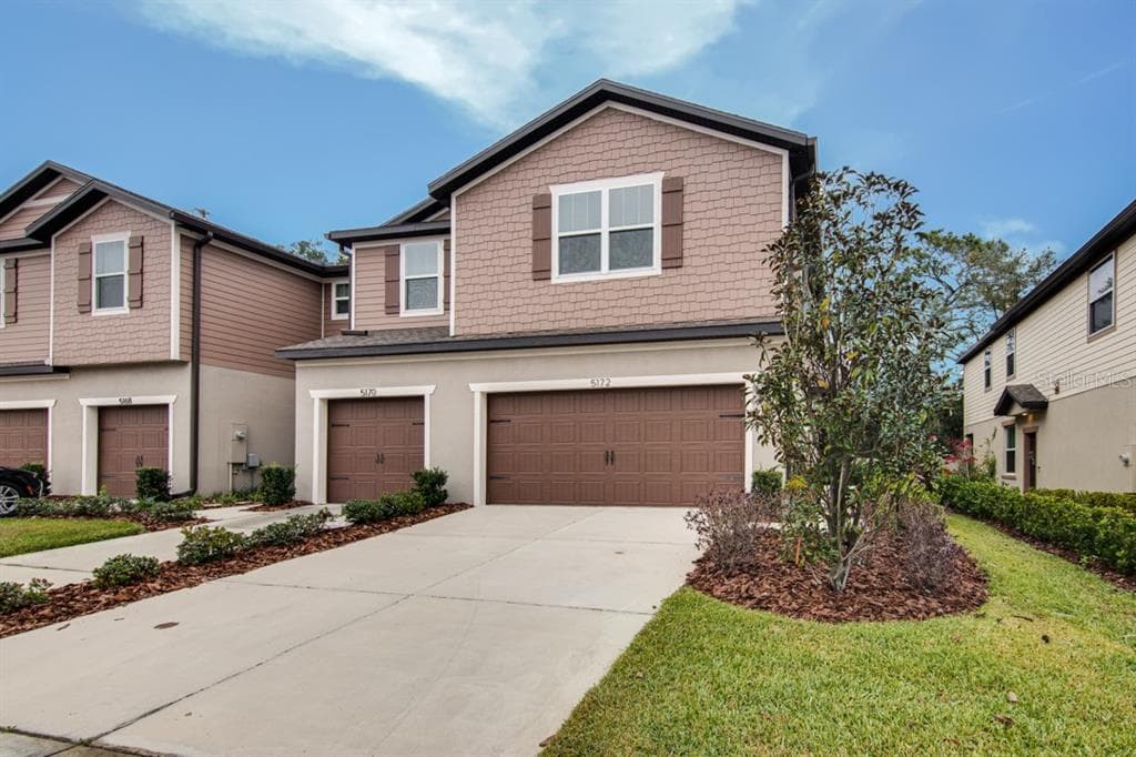 5172 SYLVESTER LOOP TAMPA, FL 33610