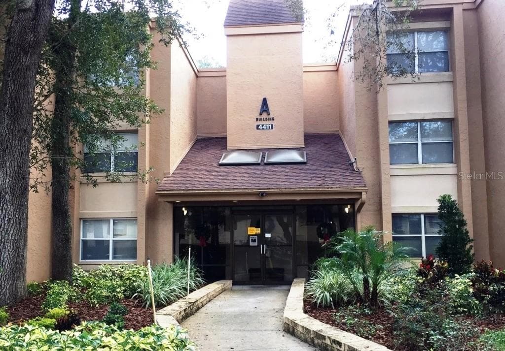4411 SHADY TERRACE LANE UNIT 201