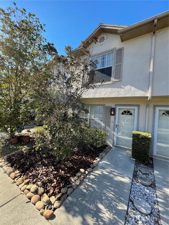 2314 FLETCHERS  POINT CIRCLE TAMPA, FL 33613
