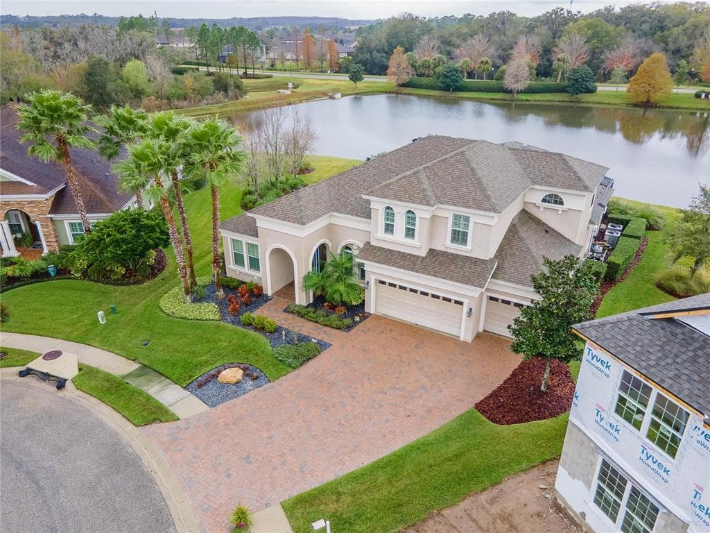 32610 SILVERCREEK WAY WESLEY CHAPEL, FL 33545