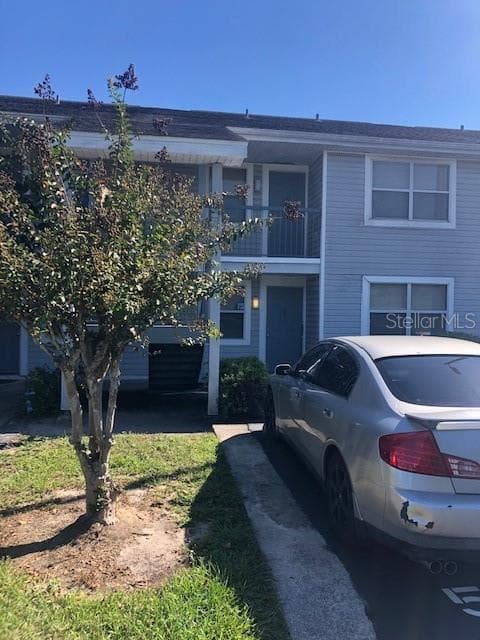 5003 TERRACE PALMS CIRCLE UNIT 102 TAMPA, FL 33617
