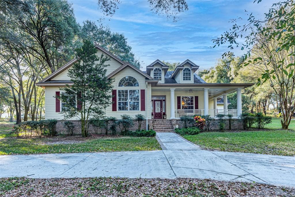 10301 SKEWLEE ROAD THONOTOSASSA, FL 33592