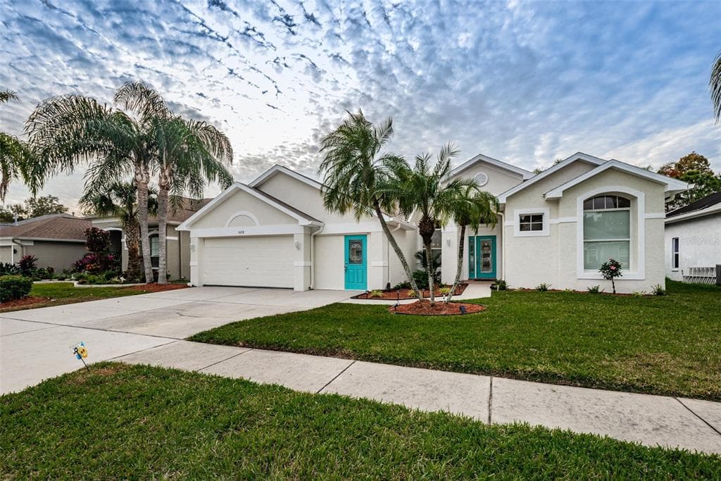 1658 WATER OAK DRIVE TARPON SPRINGS, FL 34689