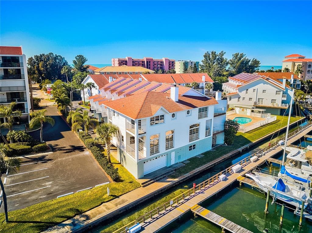 19201 VISTA LANE UNIT C1 INDIAN SHORES, FL 33785