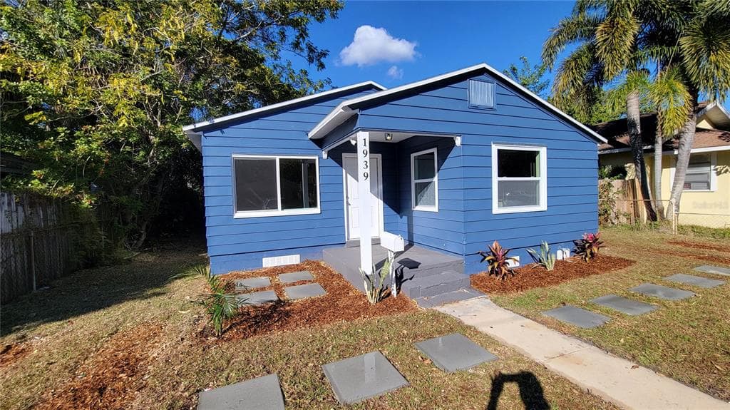 1939 14TH AVENUE S ST PETERSBURG, FL 33712