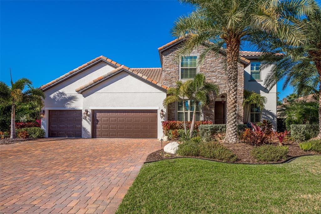 335 COCO PLUM COURT