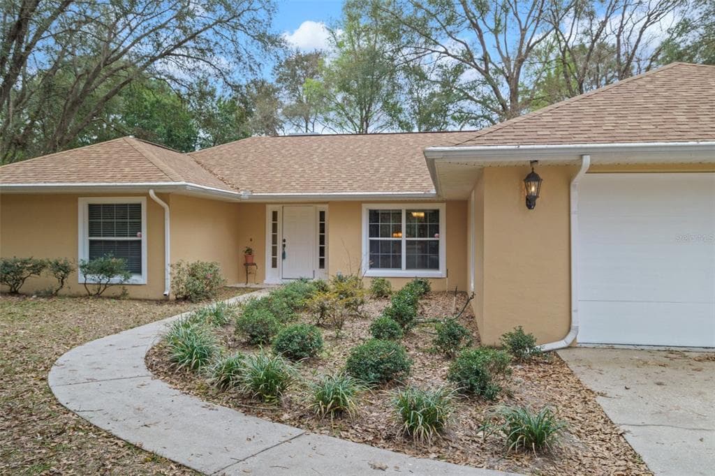 826 E GAINES LANE HERNANDO, FL 34442