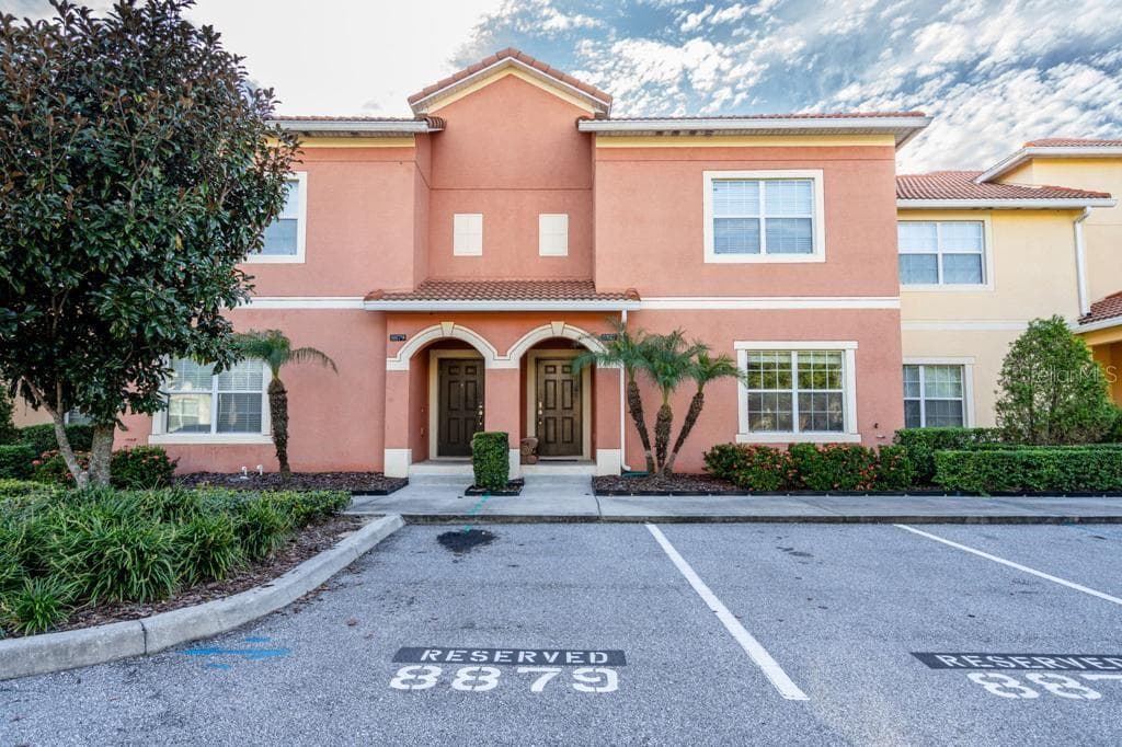 8877 CANDY PALM ROAD KISSIMMEE, FL 34747