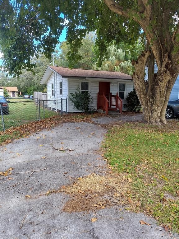 4471 42ND AVENUE N ST PETERSBURG, FL 33714