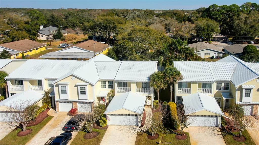 918 WOODBRIDGE COURT SAFETY HARBOR, FL 34695