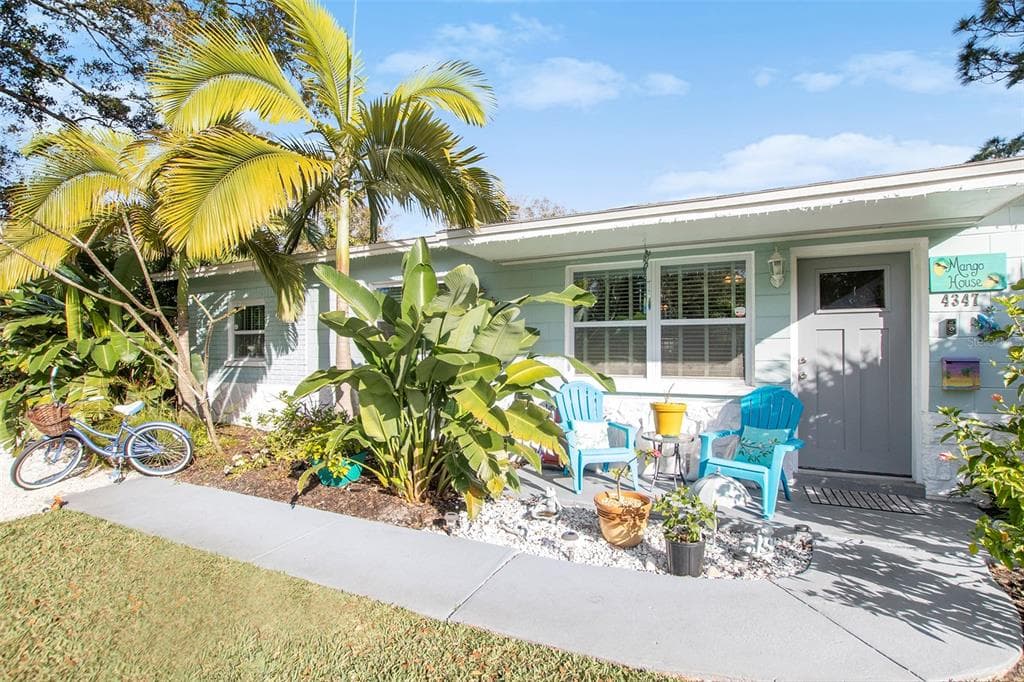 4347 26TH AVENUE S ST PETERSBURG, FL 33711