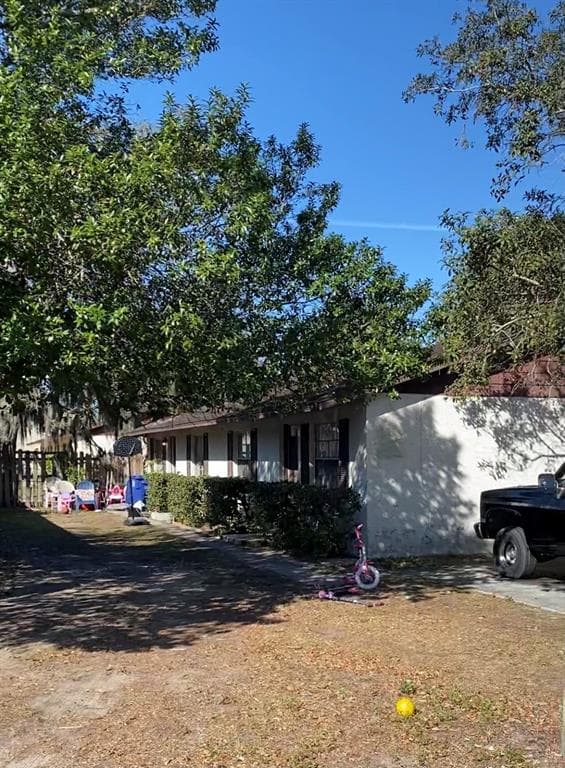 8620 N 16TH STREET TAMPA, FL 33604