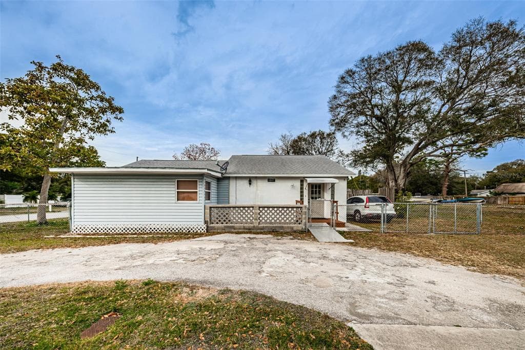 6857 49TH AVENUE N ST PETERSBURG, FL 33709