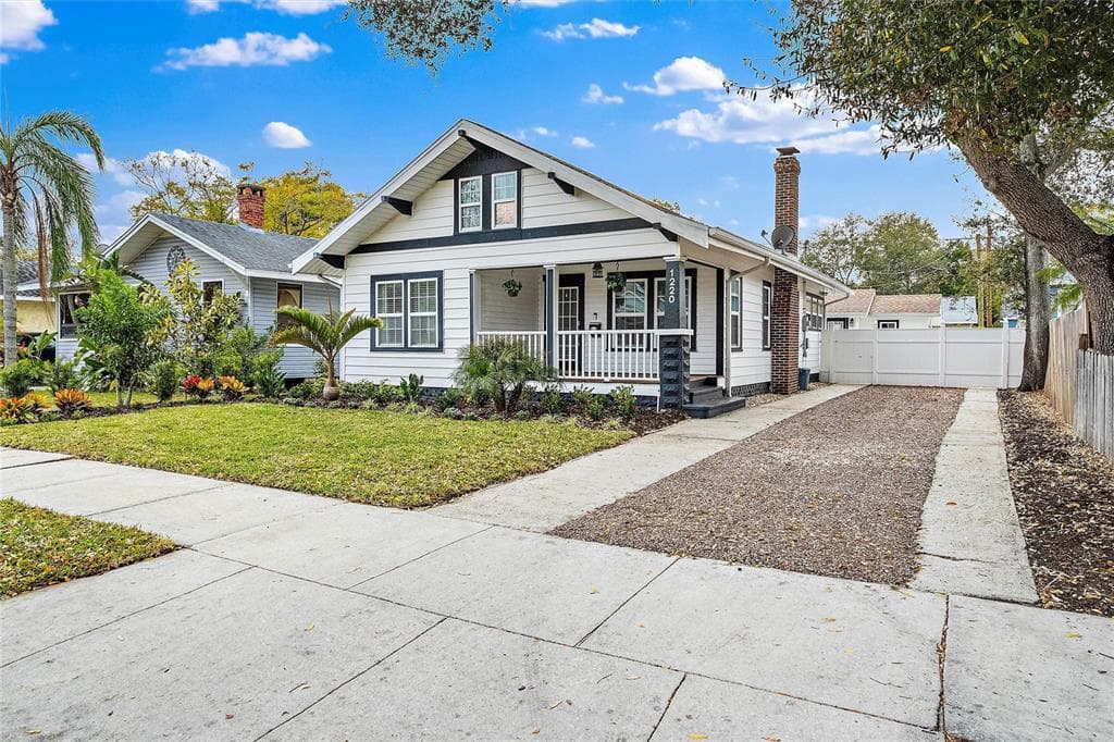1220 13TH STREET N ST PETERSBURG, FL 33705