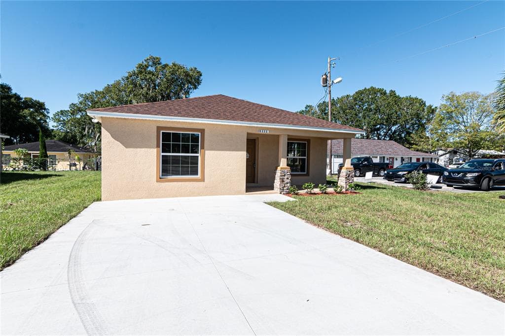 1209 E OHIO STREET PLANT CITY, FL 33563