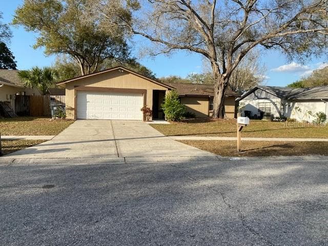 13521 CAPITOL DRIVE TAMPA, FL 33613
