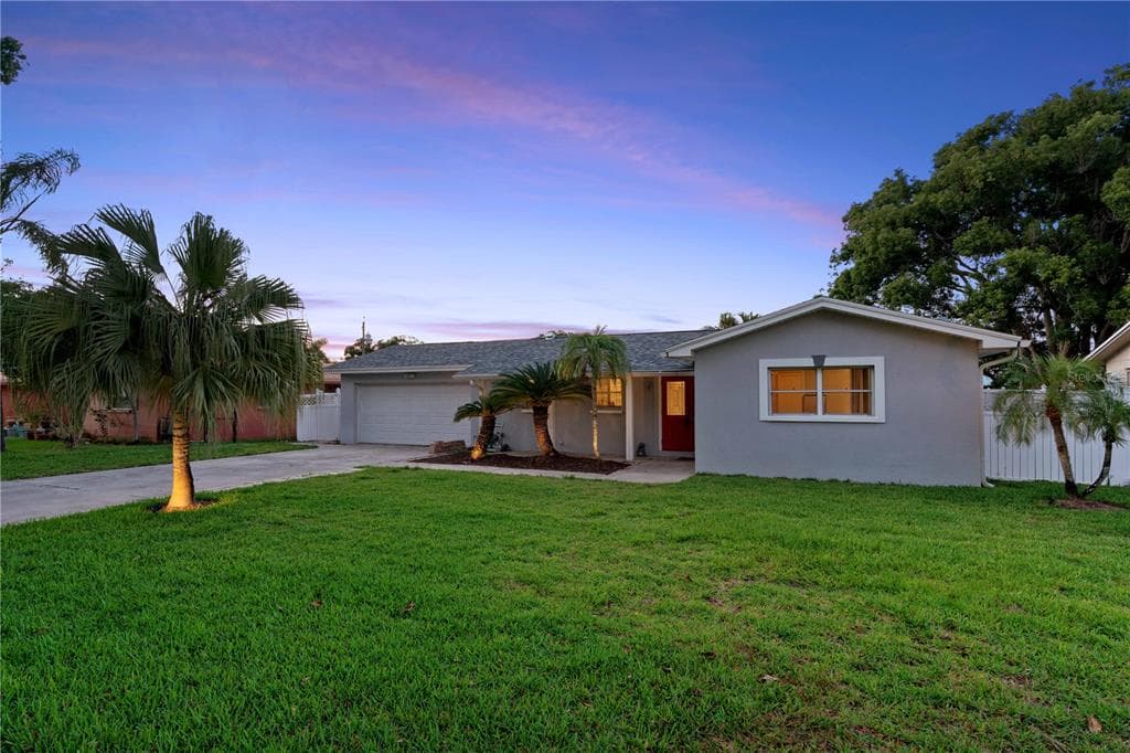13189 87TH AVENUE SEMINOLE, FL 33776