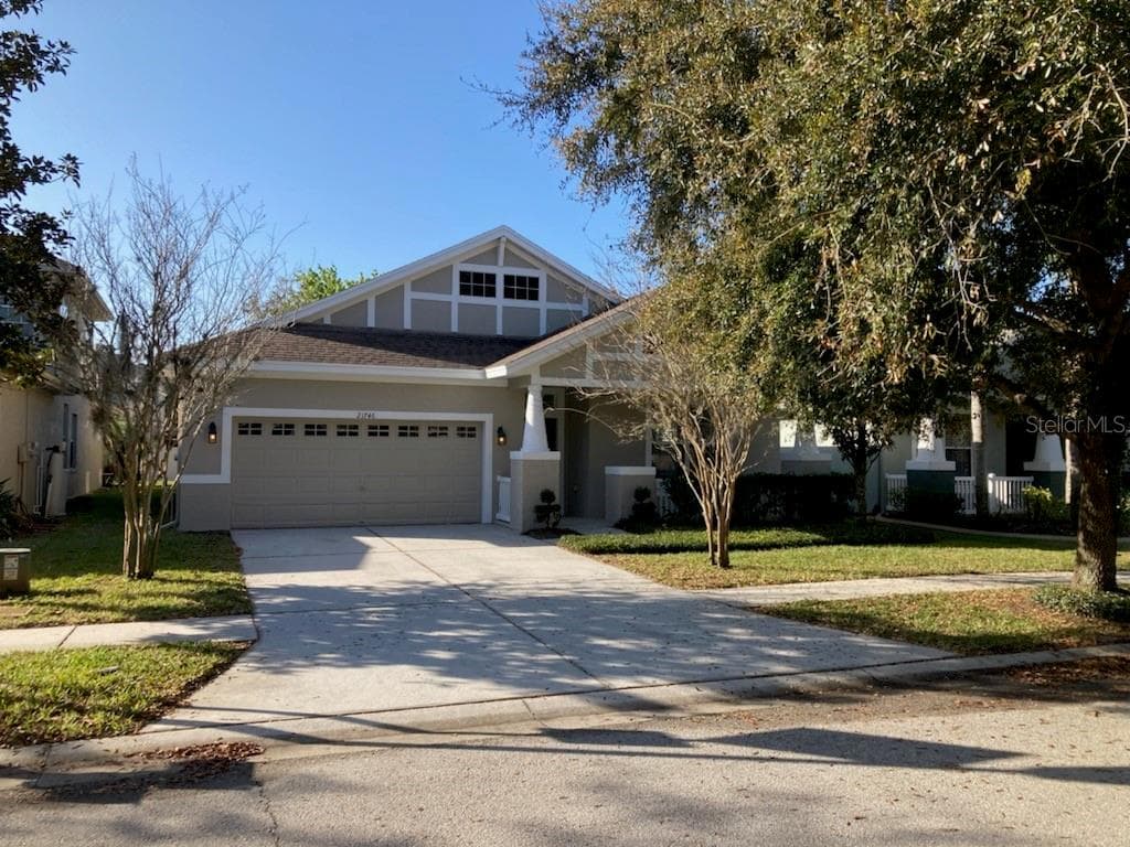 21749 GARDEN WALK LOOP