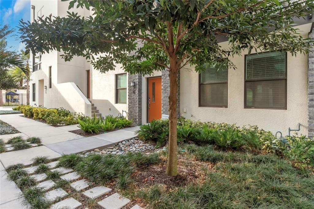 2511 N GRADY AVENUE UNIT 74 TAMPA, FL 33607