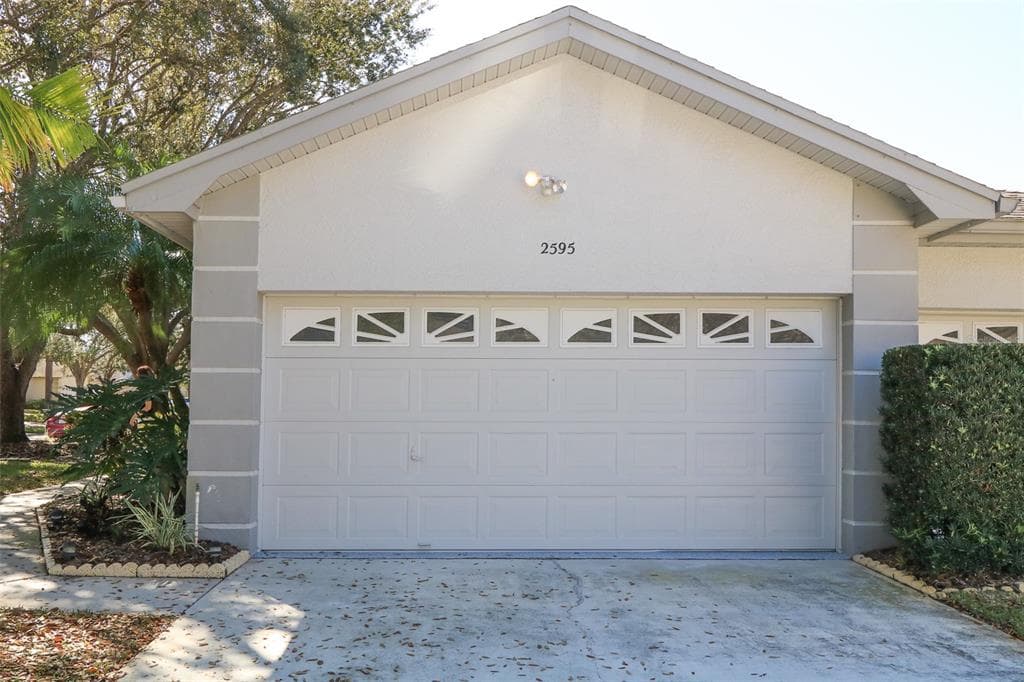 2595 STONY BROOK LANE CLEARWATER, FL 33761