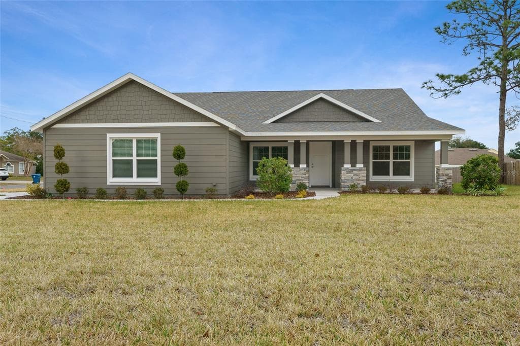 8276 MAZETTE ROAD WEEKI WACHEE, FL 34613