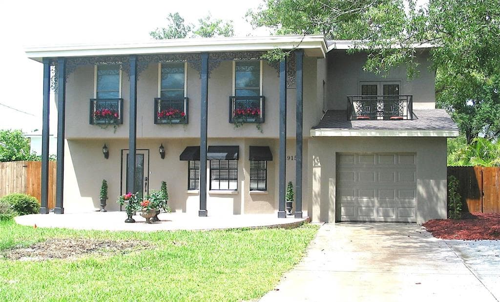 4915 SHETLAND AVENUE TAMPA, FL 33615