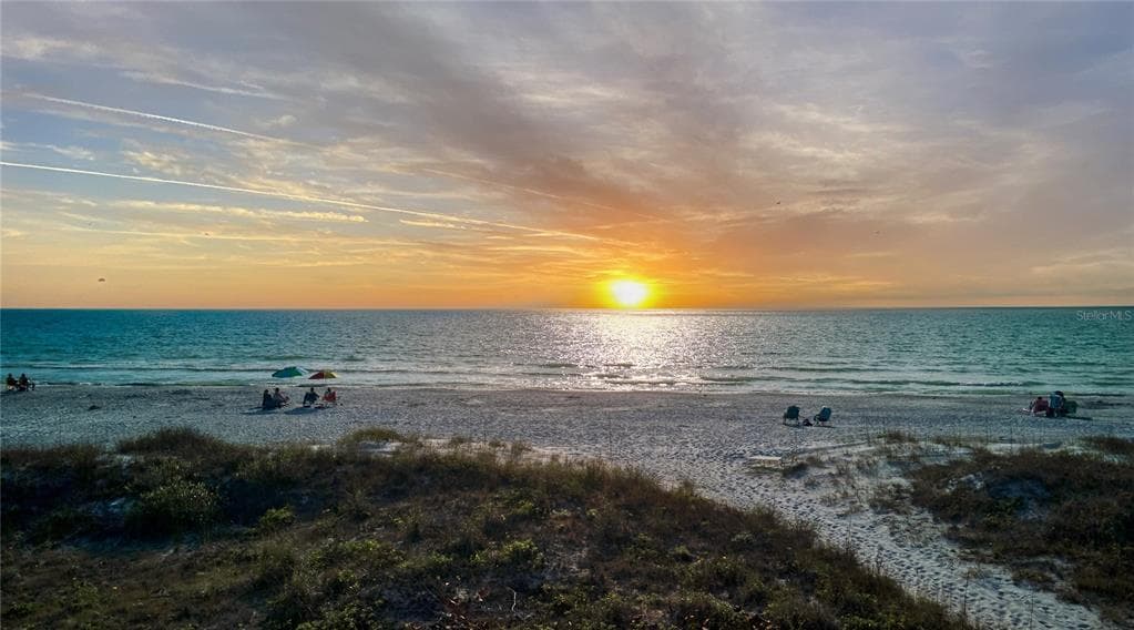19506 GULF BOULEVARD UNIT 5 INDIAN SHORES, FL 33785