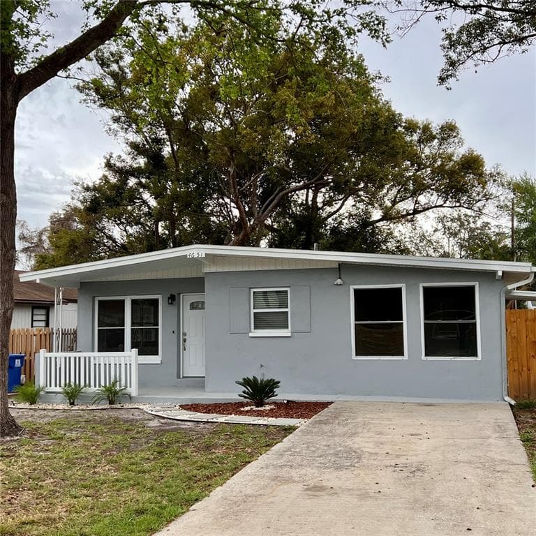 4651 39TH AVENUE N ST PETERSBURG, FL 33714