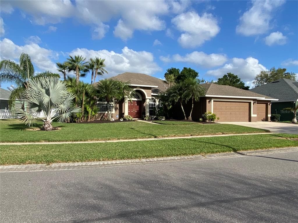 3322 ASHMONTE DRIVE LAND O LAKES, FL 34638
