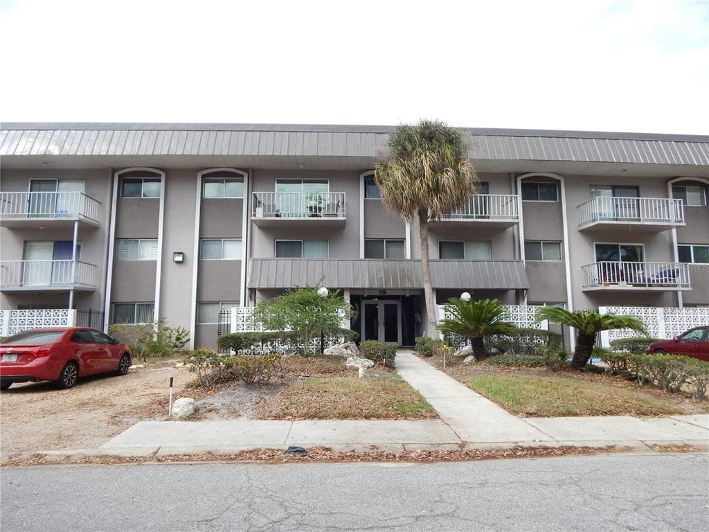 4611 W FIG STREET UNIT 106 TAMPA, FL 33609