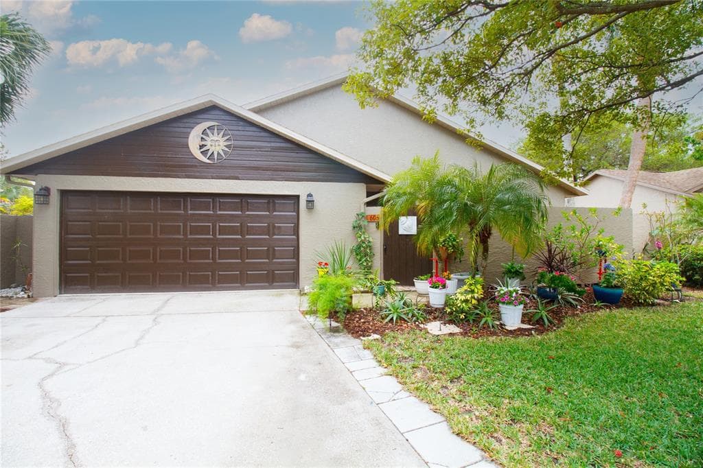 605 CHANNING DRIVE PALM HARBOR, FL 34684
