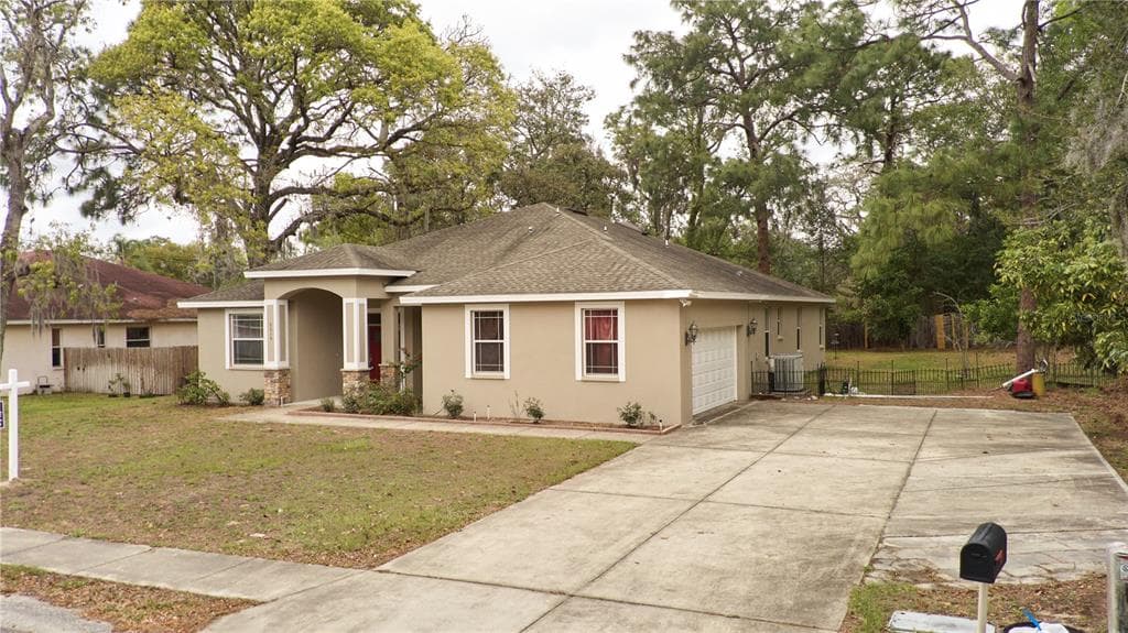 5310 E 131ST AVENUE TEMPLE TERRACE, FL 33617
