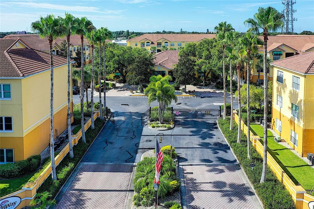 10764 70TH AVENUE UNIT 1101 SEMINOLE, FL 33772