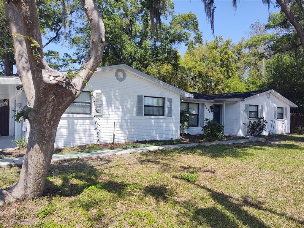 1232 DEBUEL ROAD