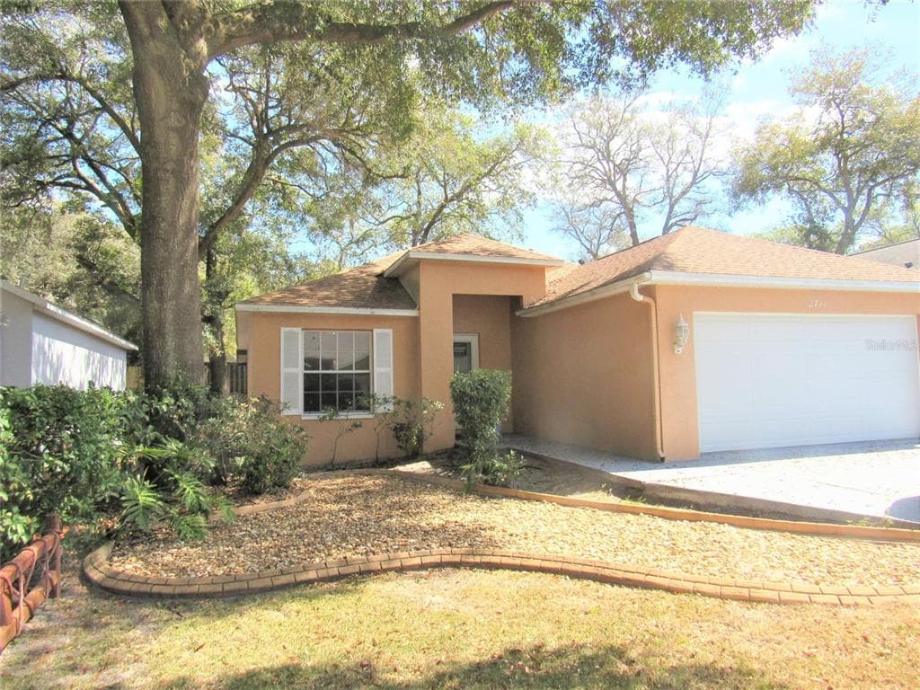 8711 BUSCH OAKS STREET TAMPA, FL 33617