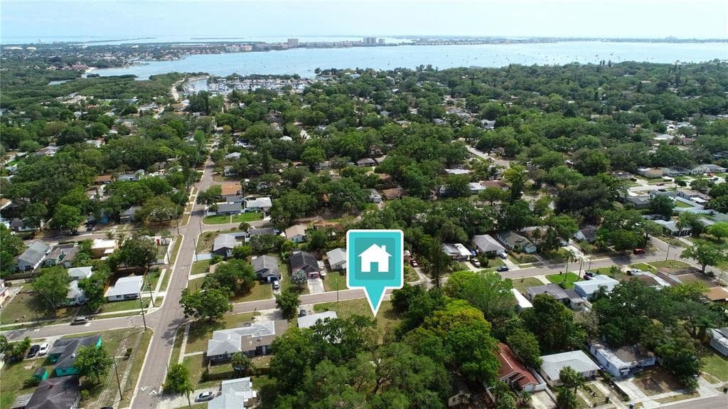 4629 24TH AVENUE S ST PETERSBURG, FL 33711
