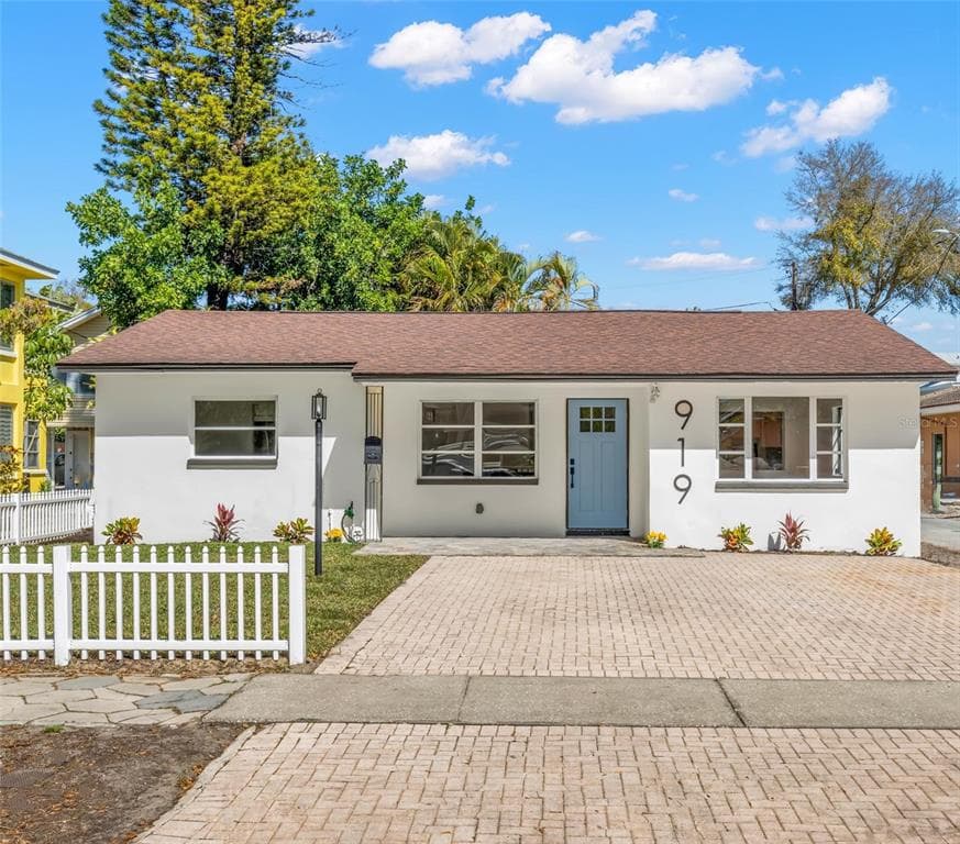 919 16TH AVENUE N ST PETERSBURG, FL 33704