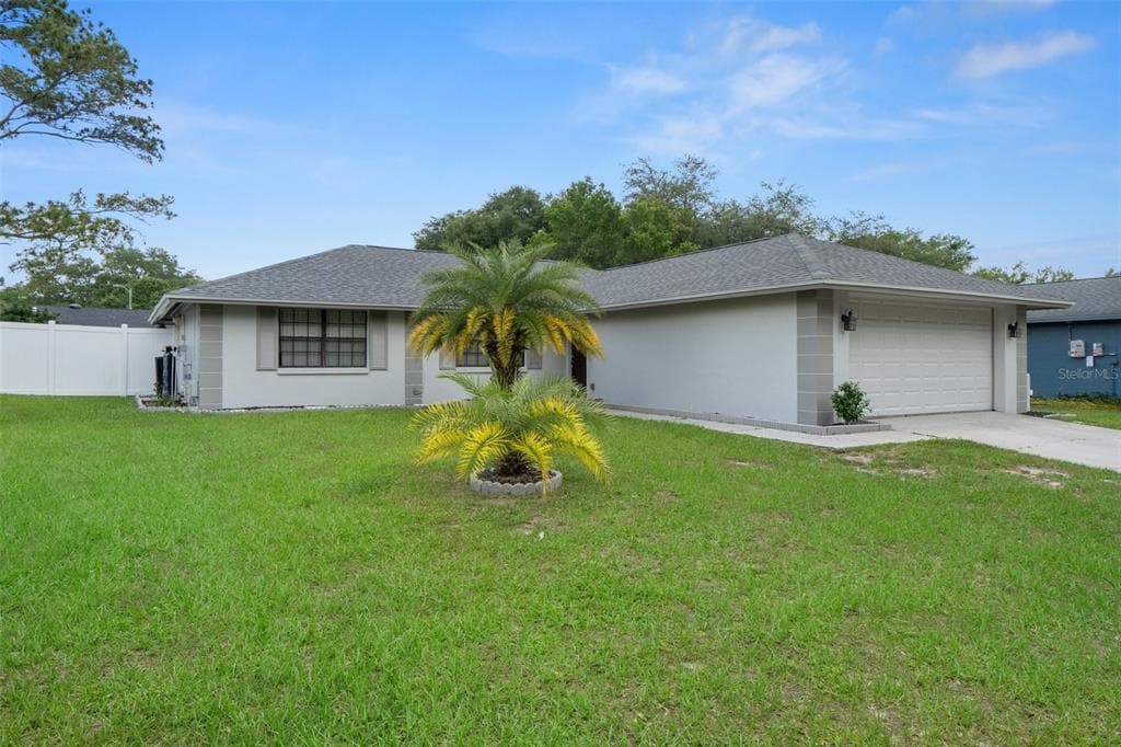 1412 WINDJAMMER LOOP LUTZ, FL 33559