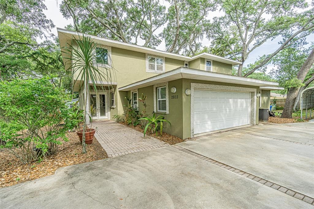 2803 HARPER PL TAMPA, FL 33614