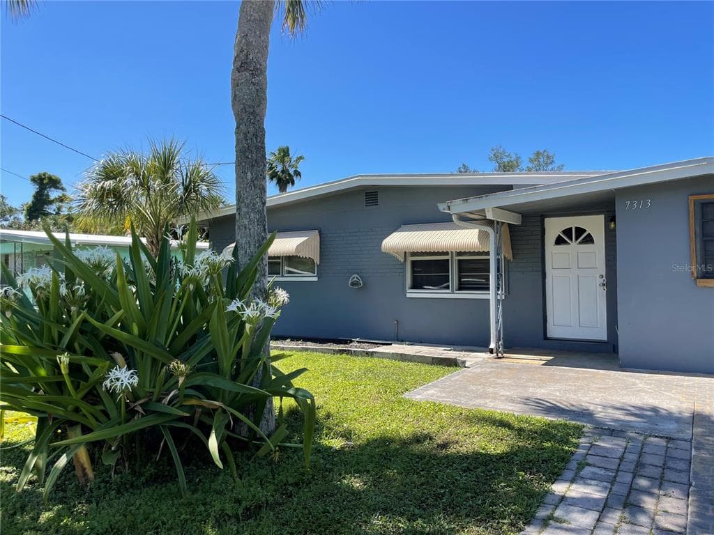 7313 ROYAL PALM DRIVE NEW PORT RICHEY, FL 34652