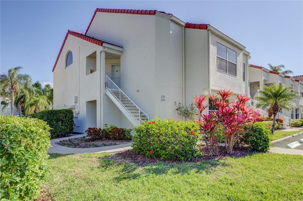 6059 BAHIA DEL MAR BOULEVARD UNIT 233 ST PETERSBURG, FL 33715