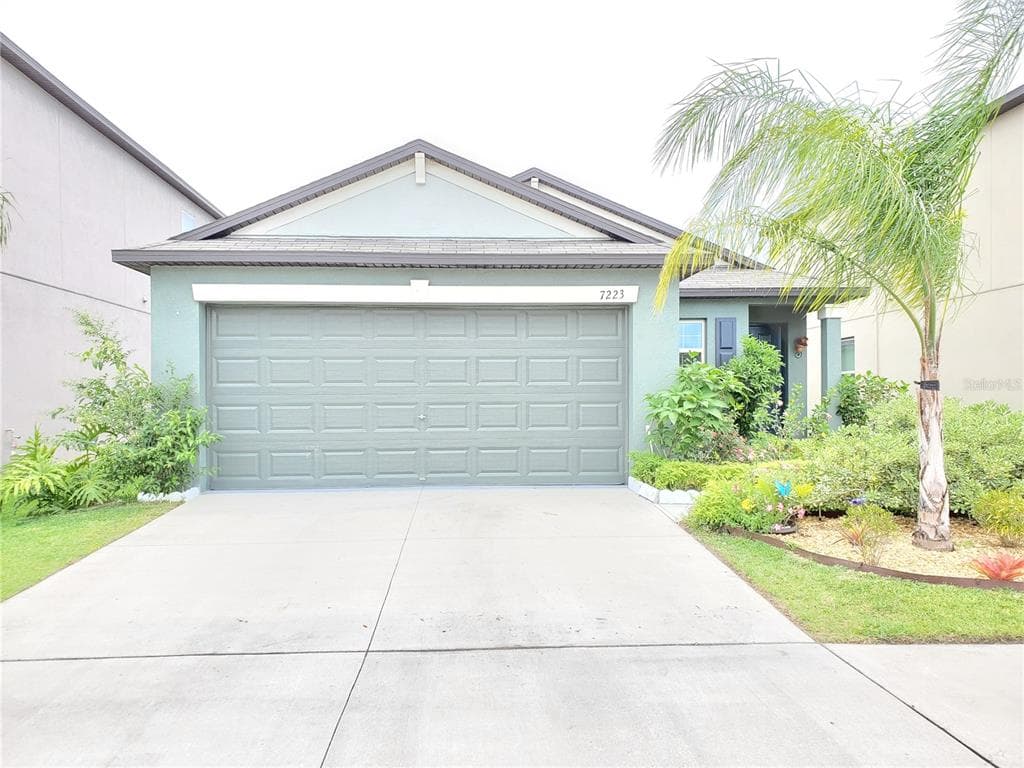 7223 SALT RIVER AVENUE SUN CITY CENTER, FL 33573