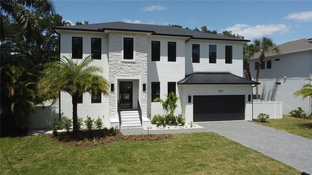 4605 W LEONA STREET TAMPA, FL 33629